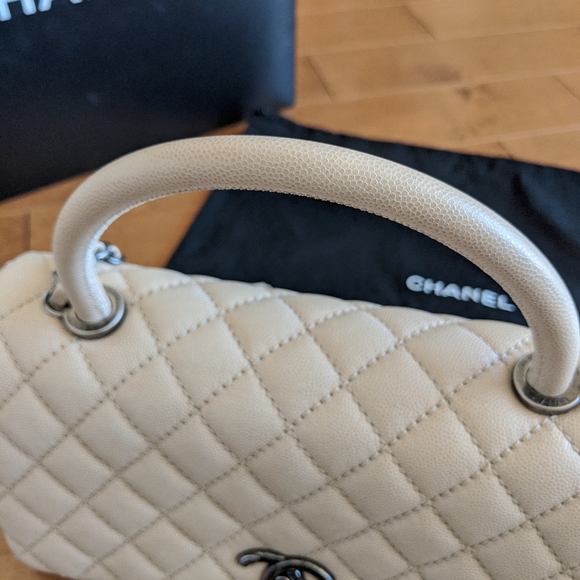 SOLD - Chanel Coco Top Handle Bag Caviar Medium - Picture 6 of 15